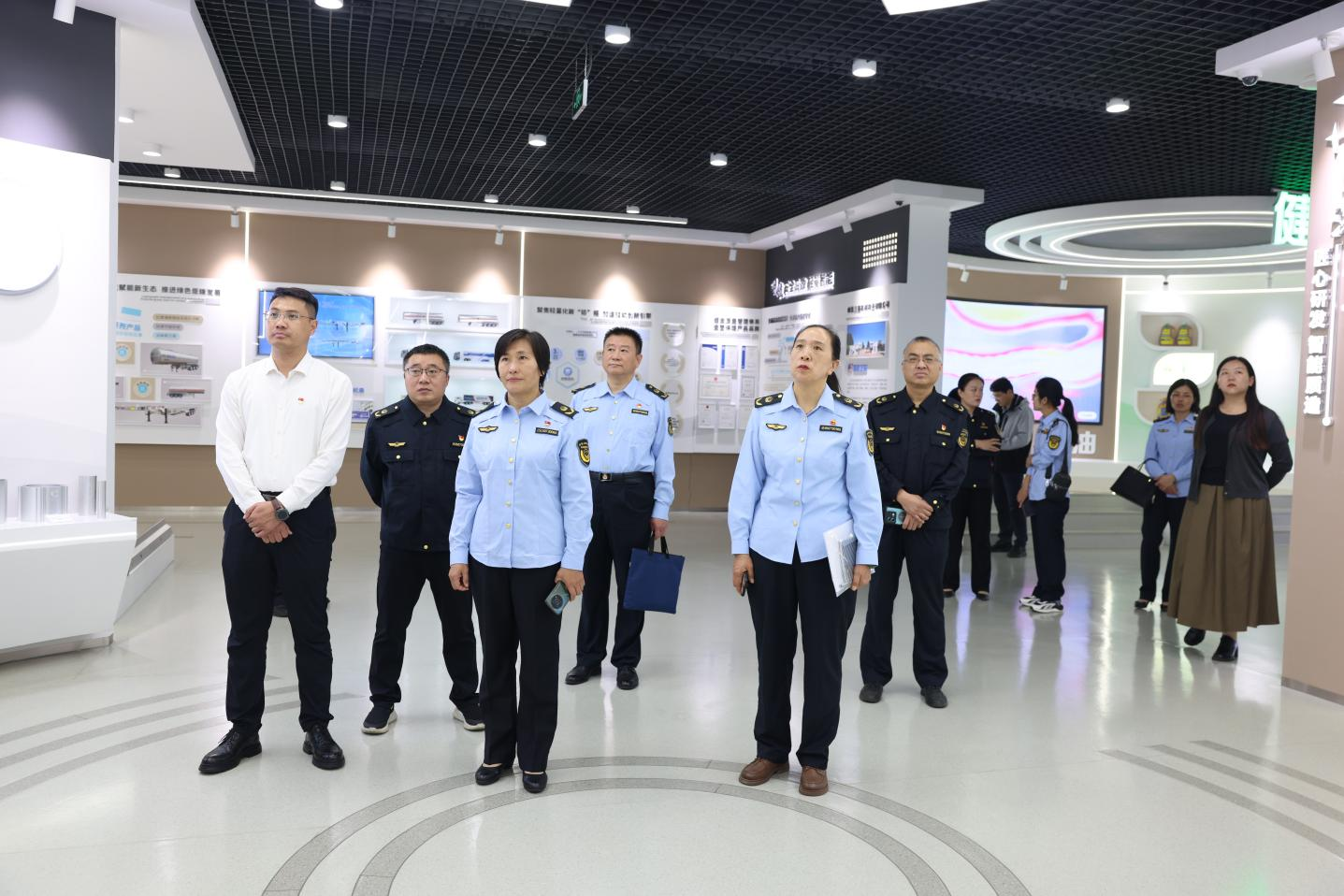鄒平市市場監督管理局第二黨支部與韓店市場監管所黨支部聯合主題黨日活動走進山東三星集團